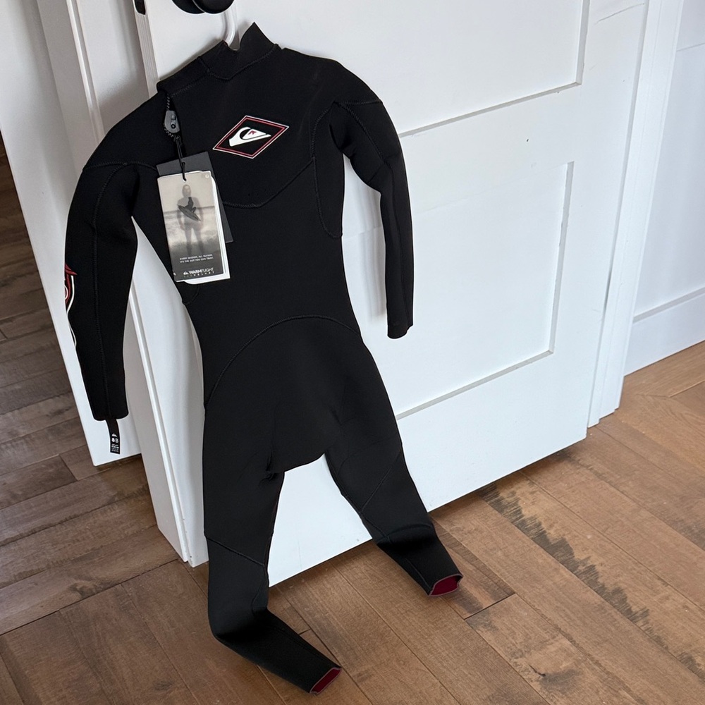 💎 NWT Quiksilver Black Boys 8 Back-zip 3/2 Full Wetsuit